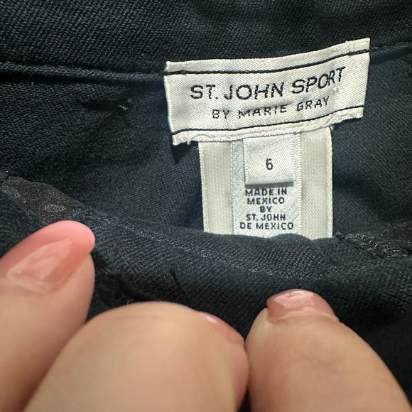 St. John Sport Classic Stretch Fit Jeans in Deep Navy Black sz 6 - Picture 9 of 9